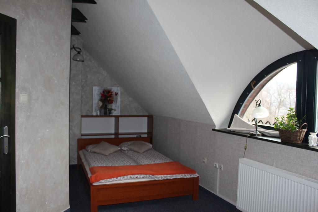 Appartamento Privat Pri Hradbach Levoča Esterno foto